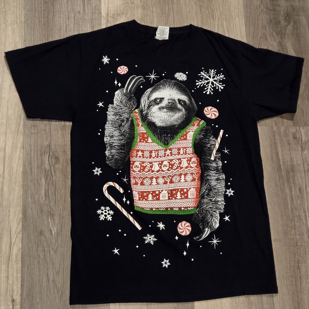Dec. 25th Sloth Christmas Ugly Shirt Size Small